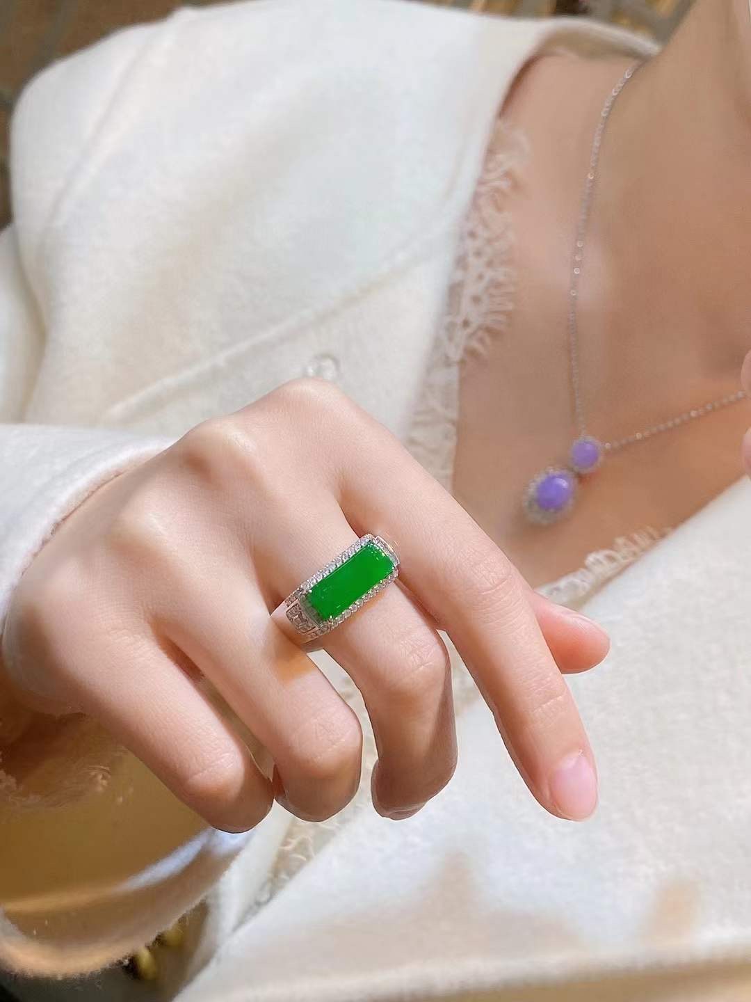 Advanced Jewellery-Queen of Squares