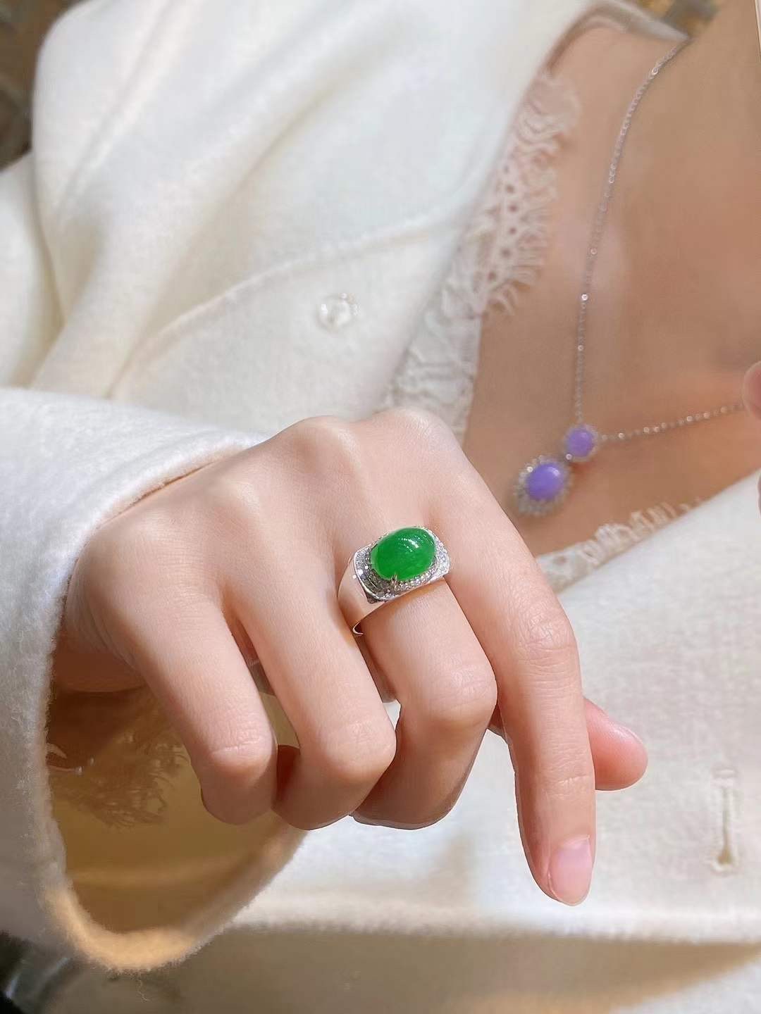 Advanced Jewellery-Roses of Crotia